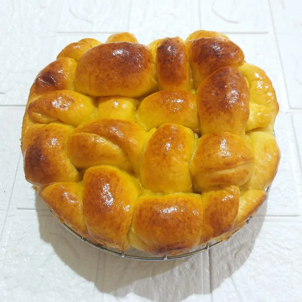 Roti Manis Anyam