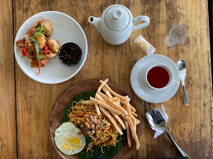 20 Tempat Makan di Bogor dengan Pemandangan yang Indah