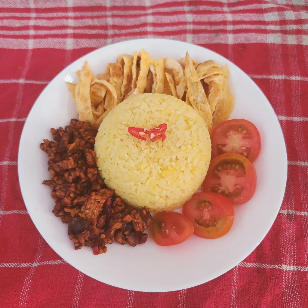 Nasi Kuning Praktis