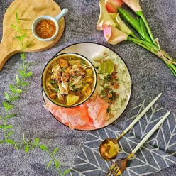 Soto Ayam Bumbu Padang