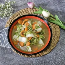 Tuang ke atas piring saji, kemudian sajikan.