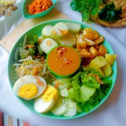 Gado-Gado Siram