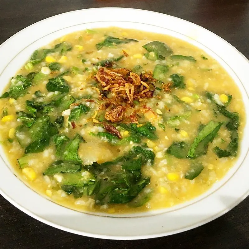 bubur tinutuan makanan khas manado