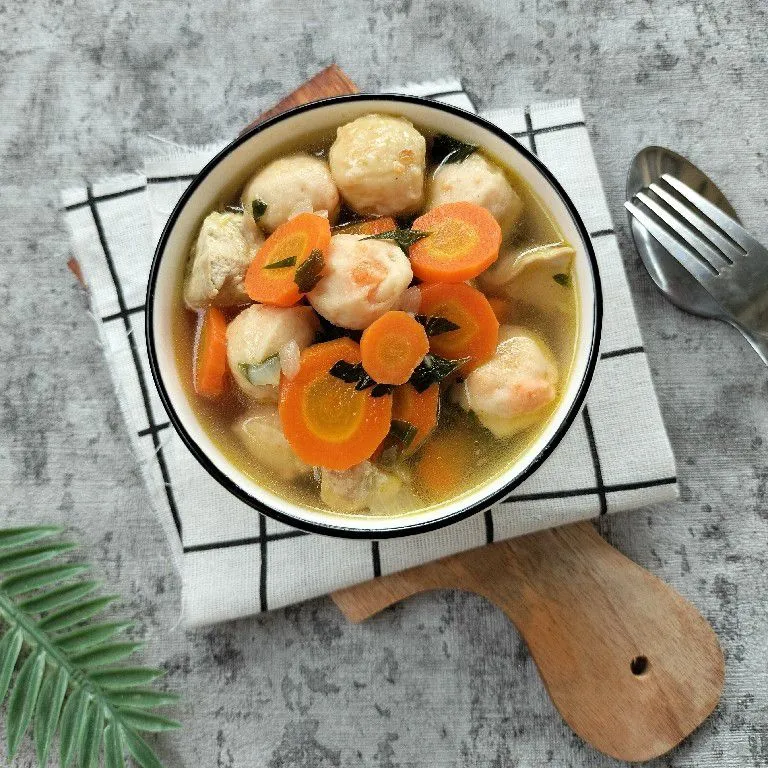 Resep Soto Bakso Udang Wortel Sederhana Rumahan Di Yummy App