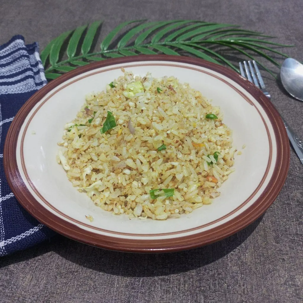 Nasi Goreng Kuning Balur Telur