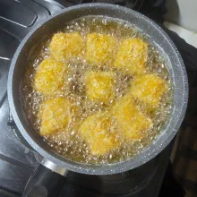 Lalu goreng, bisa di freezer juga.