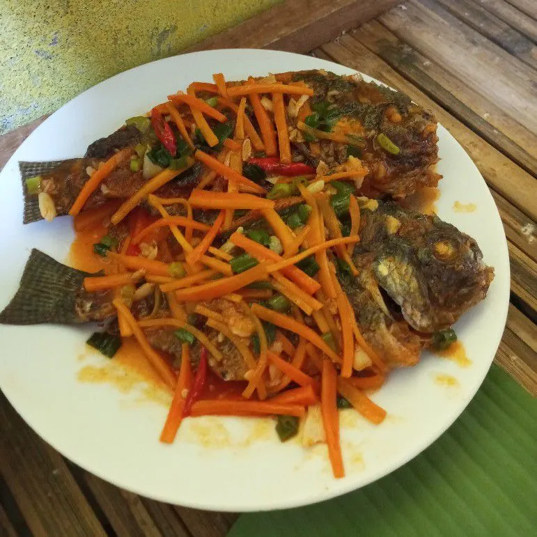 Ikan Saus Asam Manis