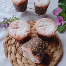 Setelah Chiffon benar-benar dingin, beri taburan gula donat diatasnya. Dan siap disajikan...