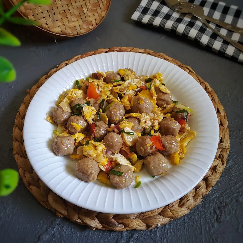 Tumis Bakso Telur Saus Tiram