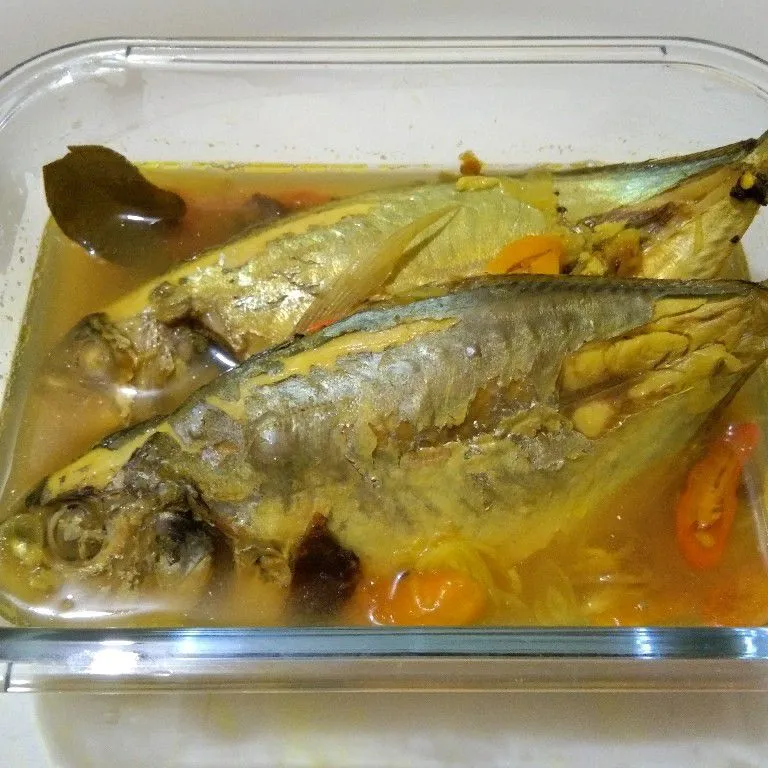 Ikan Kue Kuah Kuning