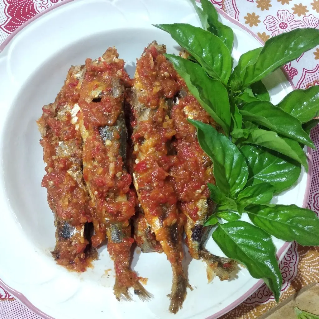 Balado Ikan Keranjang