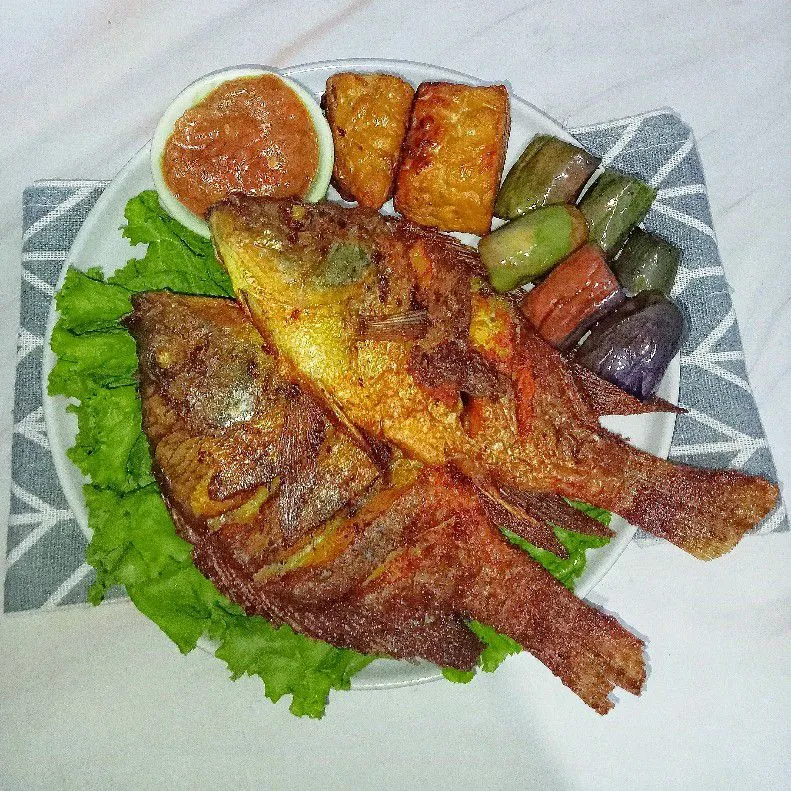 Ikan Nila Goreng Madu