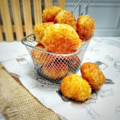 Bola-bola Pisang