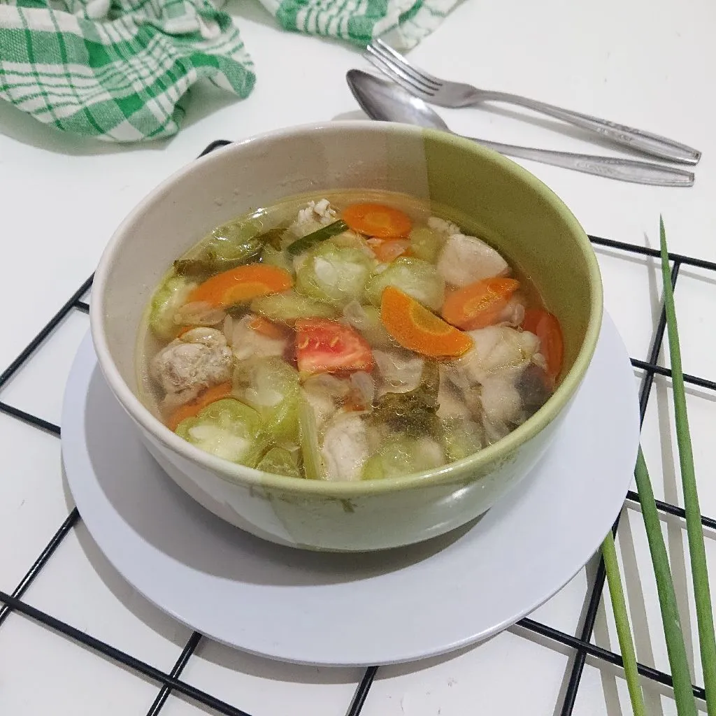 Sup Ayam Oyong
