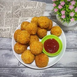 Bola-bola Mie Crispy