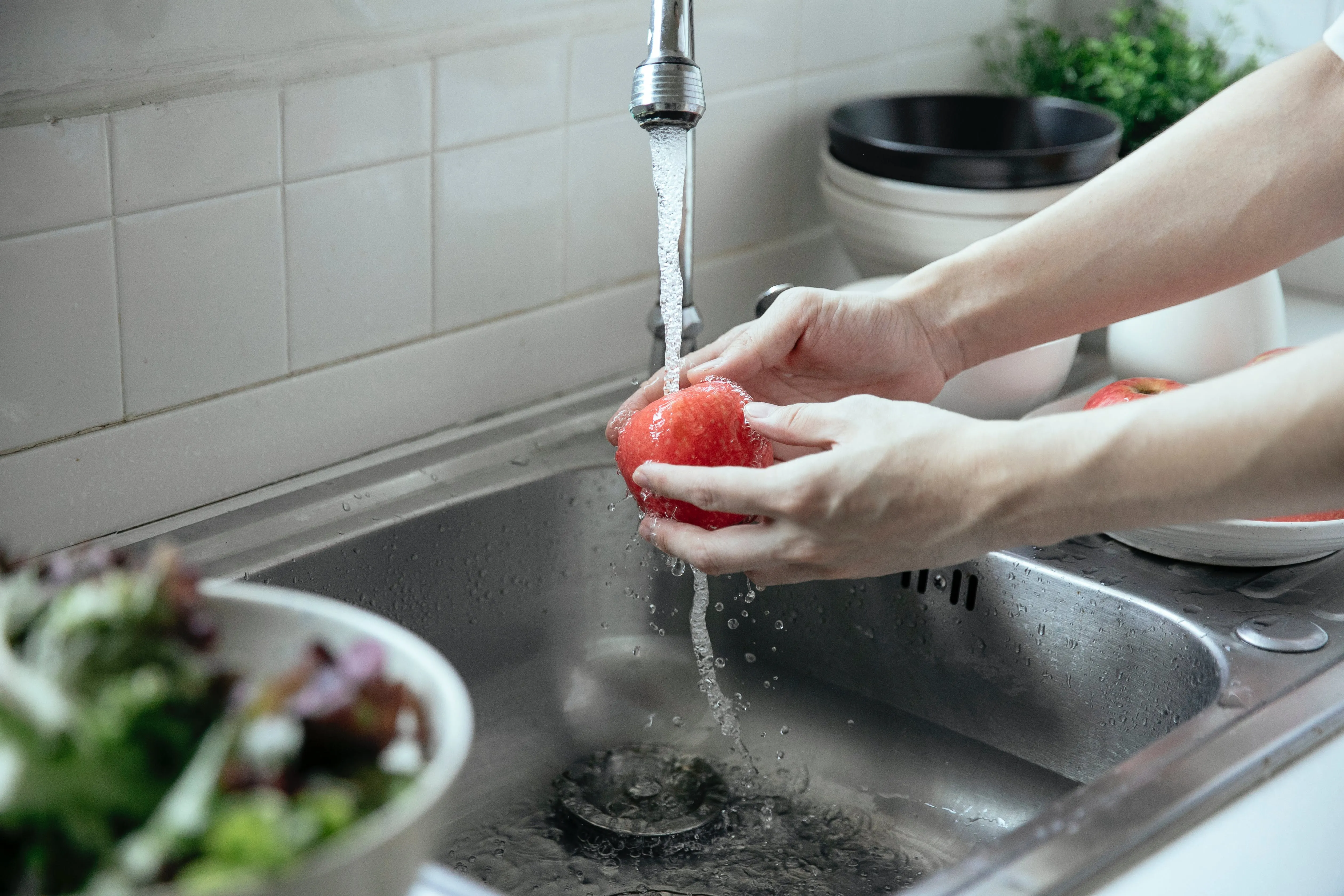 7 Langkah Cara Mencuci Buah dan Sayur yang Benar dan Bebas Pestisida