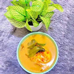 Telur Ceplok Kuah Santan Pedas