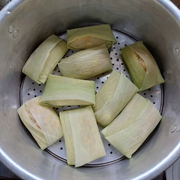Kukus hingga matang.