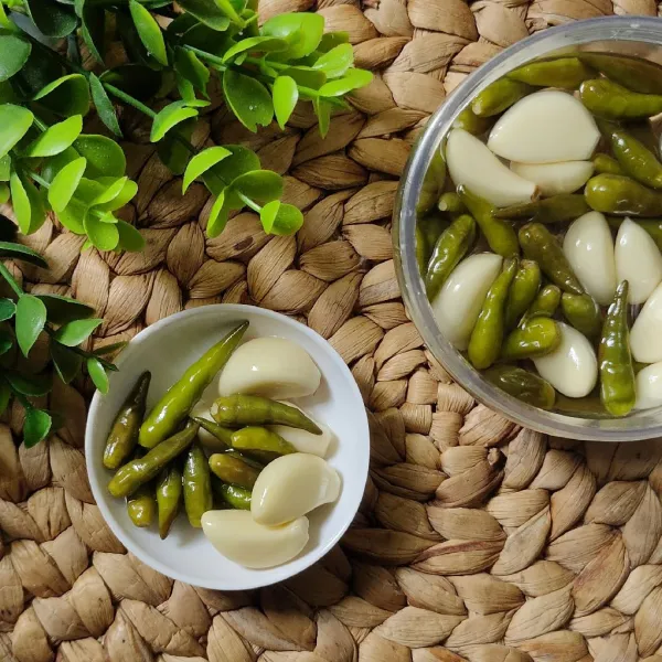 Acar Cabe Bawang Putih