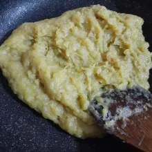 Dan masak hingga kering dan tidak melekat di pan, angkat dan biarkan hingga uap panasnya hilang.