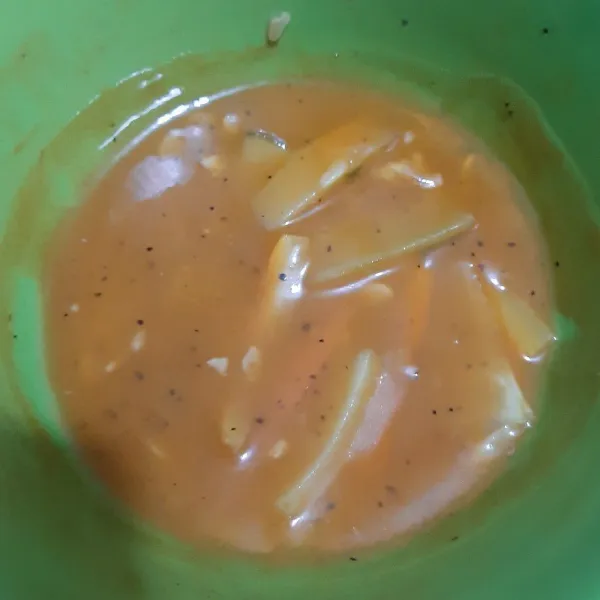 Siapkan saus asam manis.