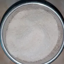 Campurkan gula pasir, agar-agar dan jelly, aduk rata supaya nanti tidak menggumpal.