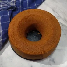 Kemudian panggang suhu 180 sampai matang. Hasilnya mulus ya, cantik dan harum.