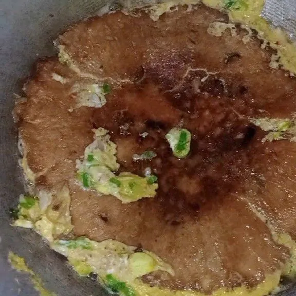 Masak hingga matang, dan sajikan.