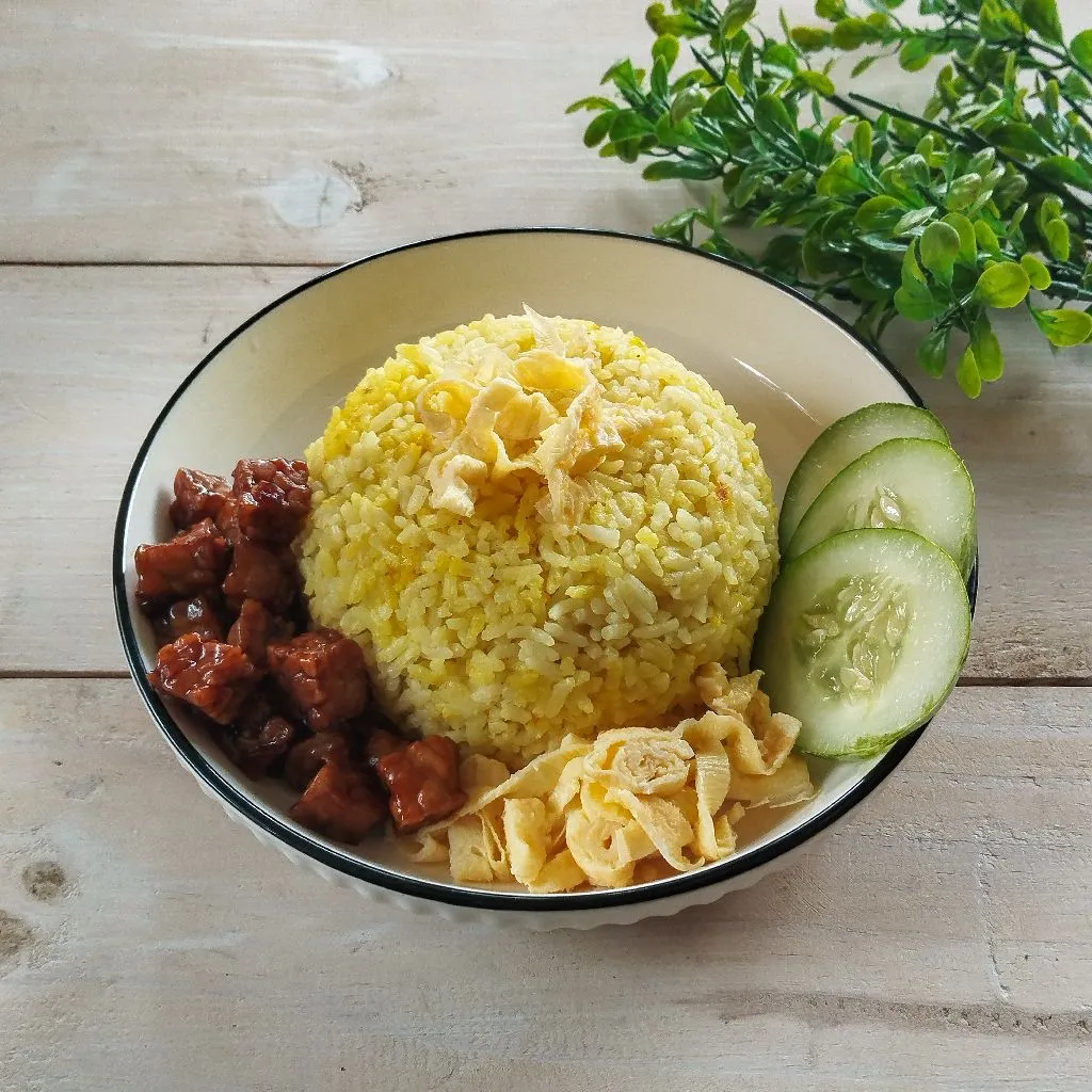 Nasi Kuning Rice Cooker