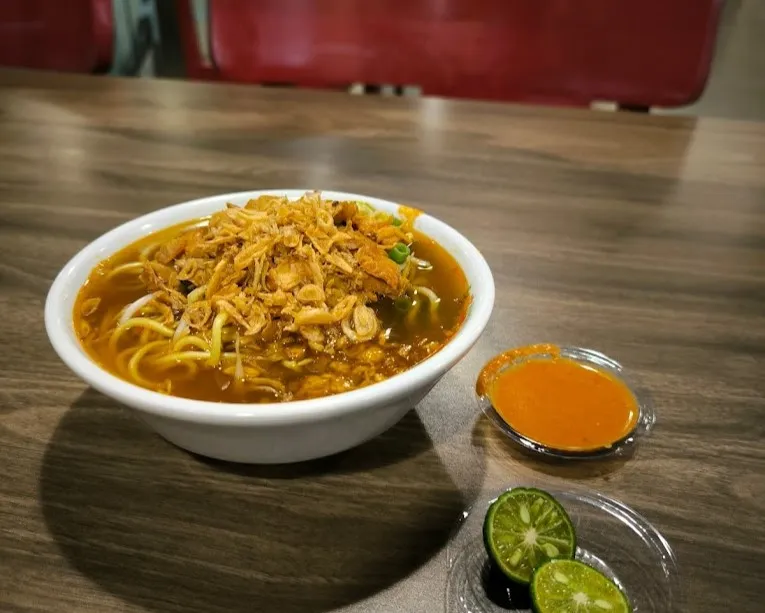 tempat makan di glodok enak mie ayam Mie Kangkung Si Jangkung