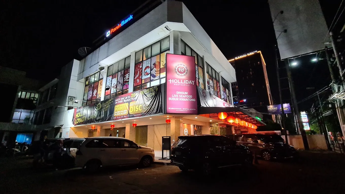 Holliday Restaurant chinese food di semarang