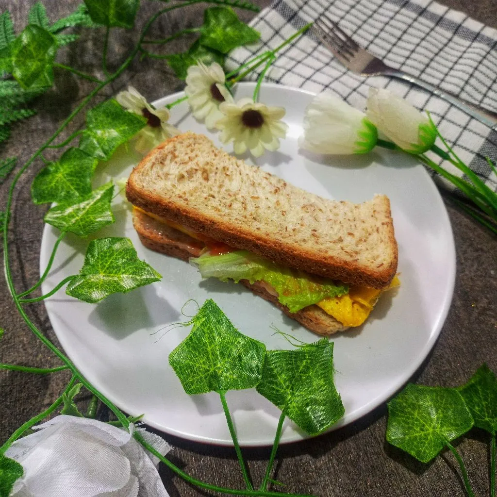 Roti Panggang Ayam