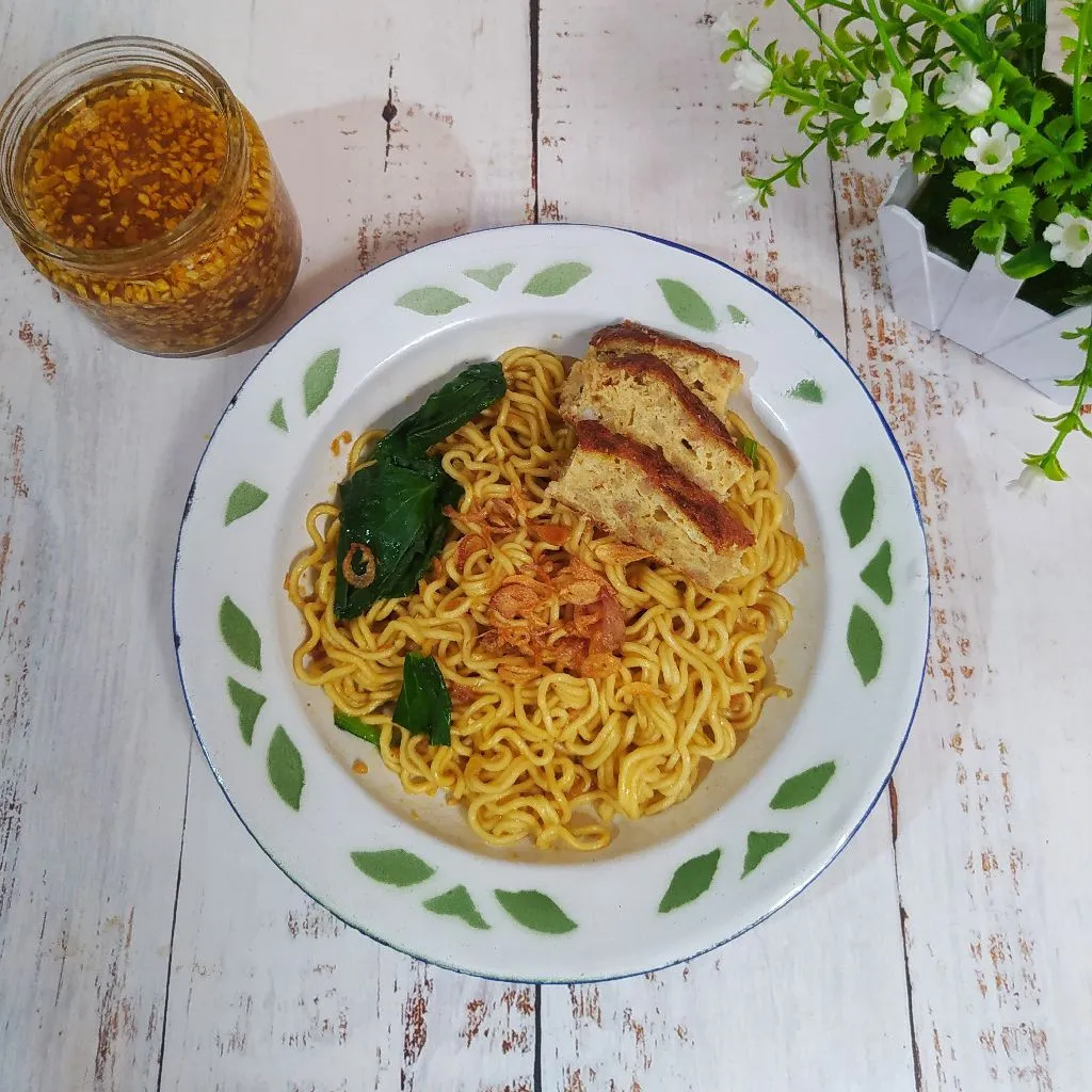 Homemade Mie Goreng Ala Mie Instan