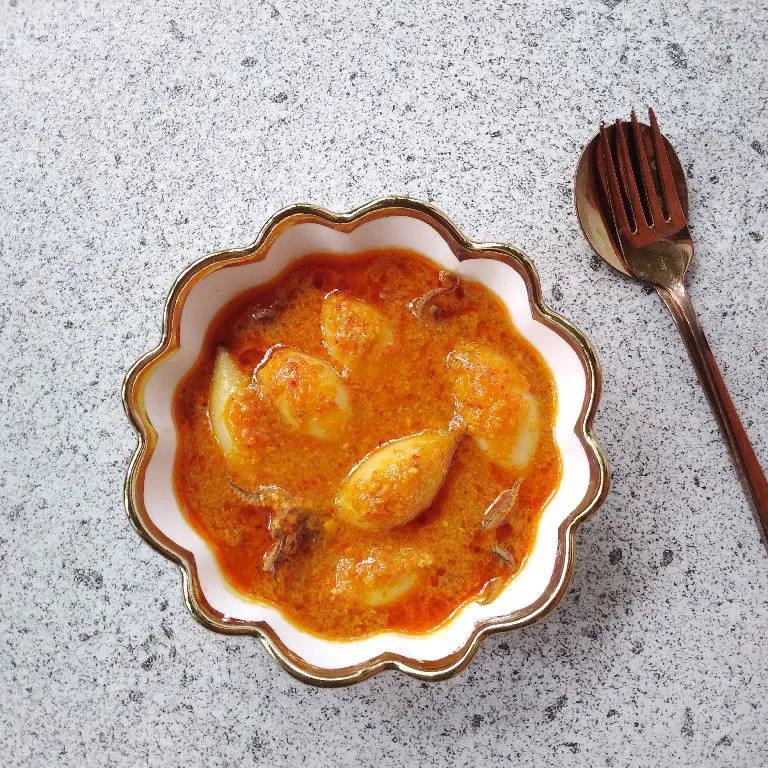 Gulai Cumi Isi Tahu Telur