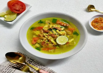 Soto Ayam Suwir