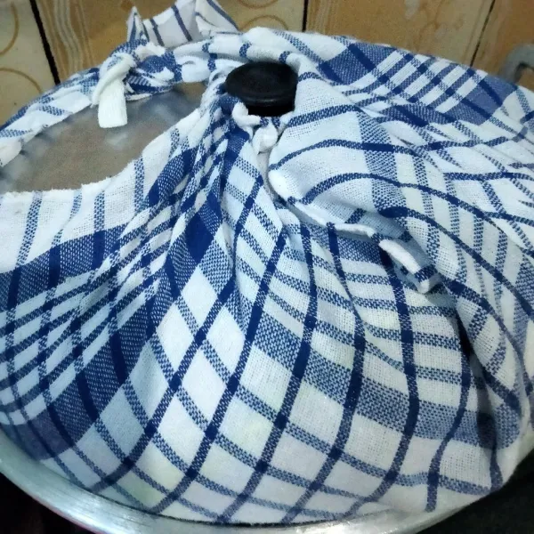 Kukus selama 15 menit dengan api sedang