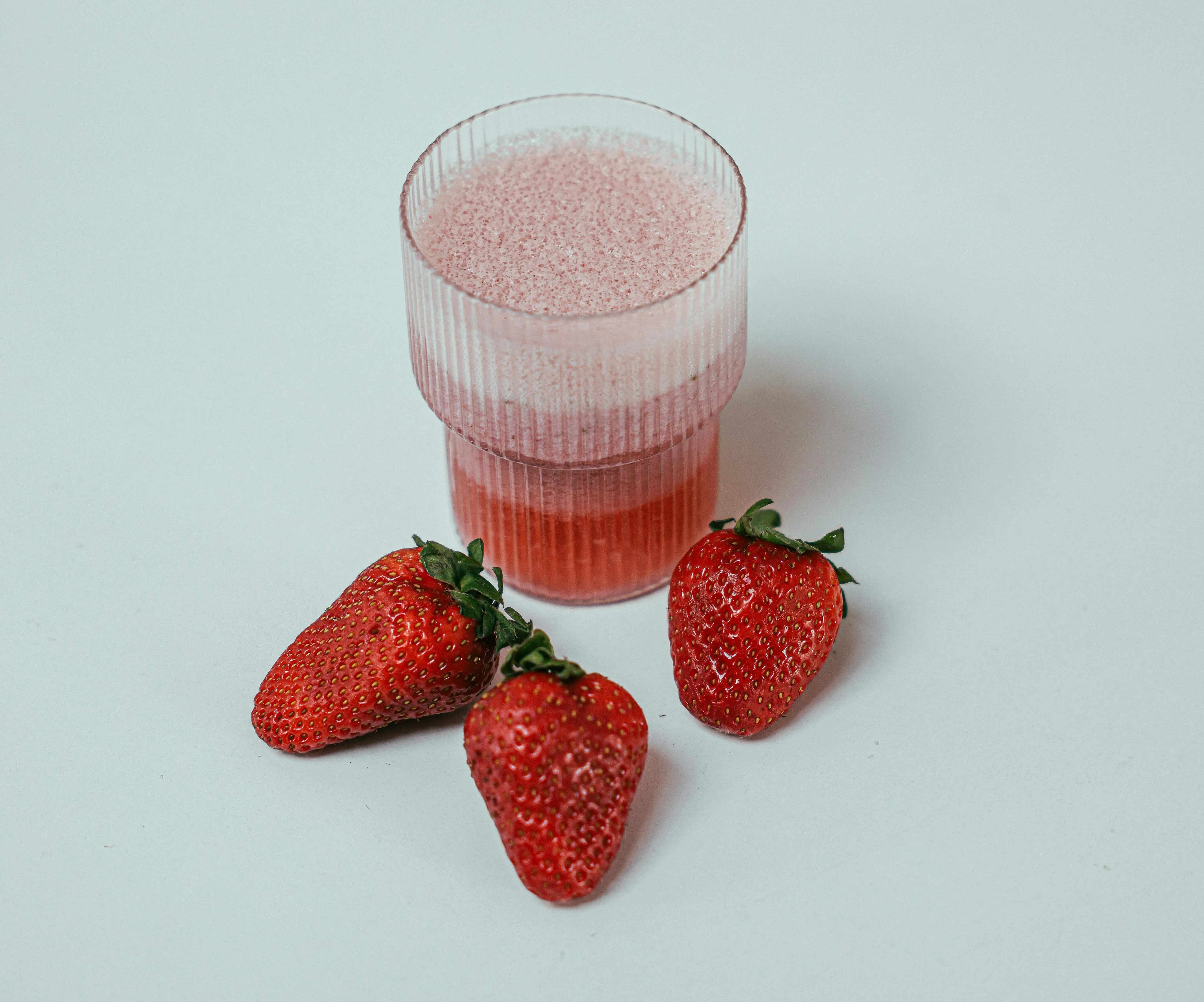 kandungan nutrisi jus strawberry