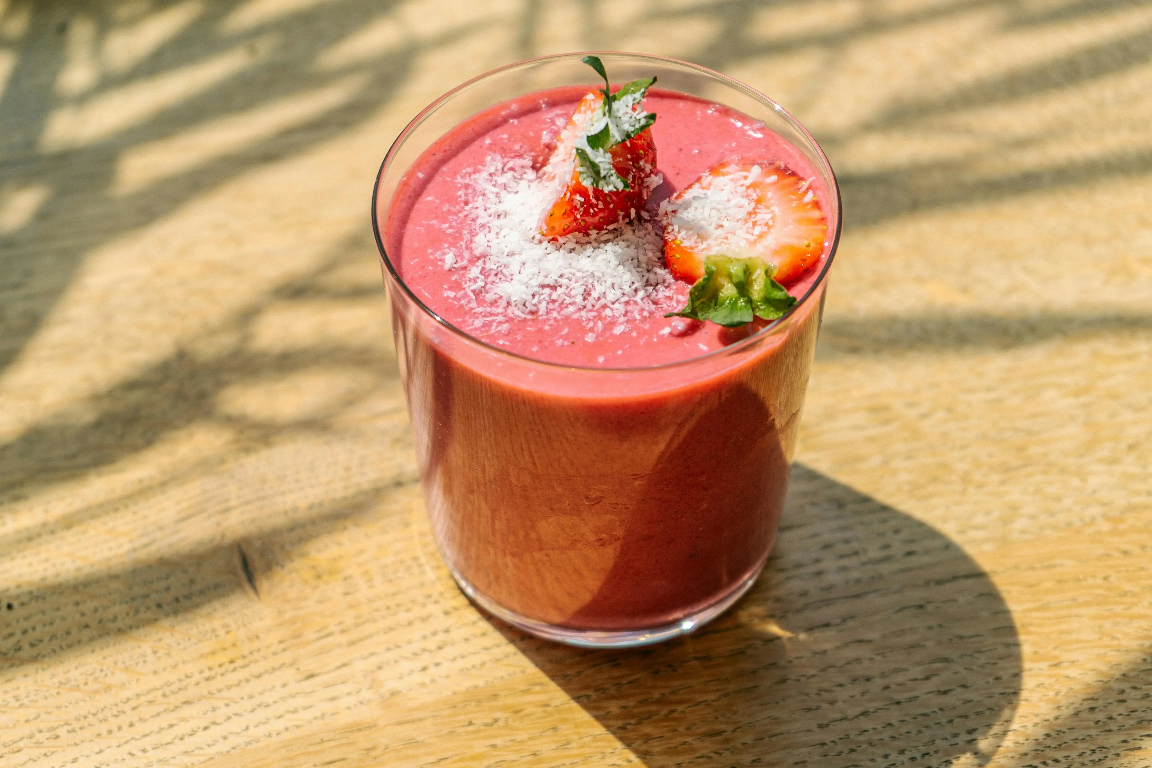 ​10 Cara Membuat Jus Strawberry dengan Rasa yang Variatif