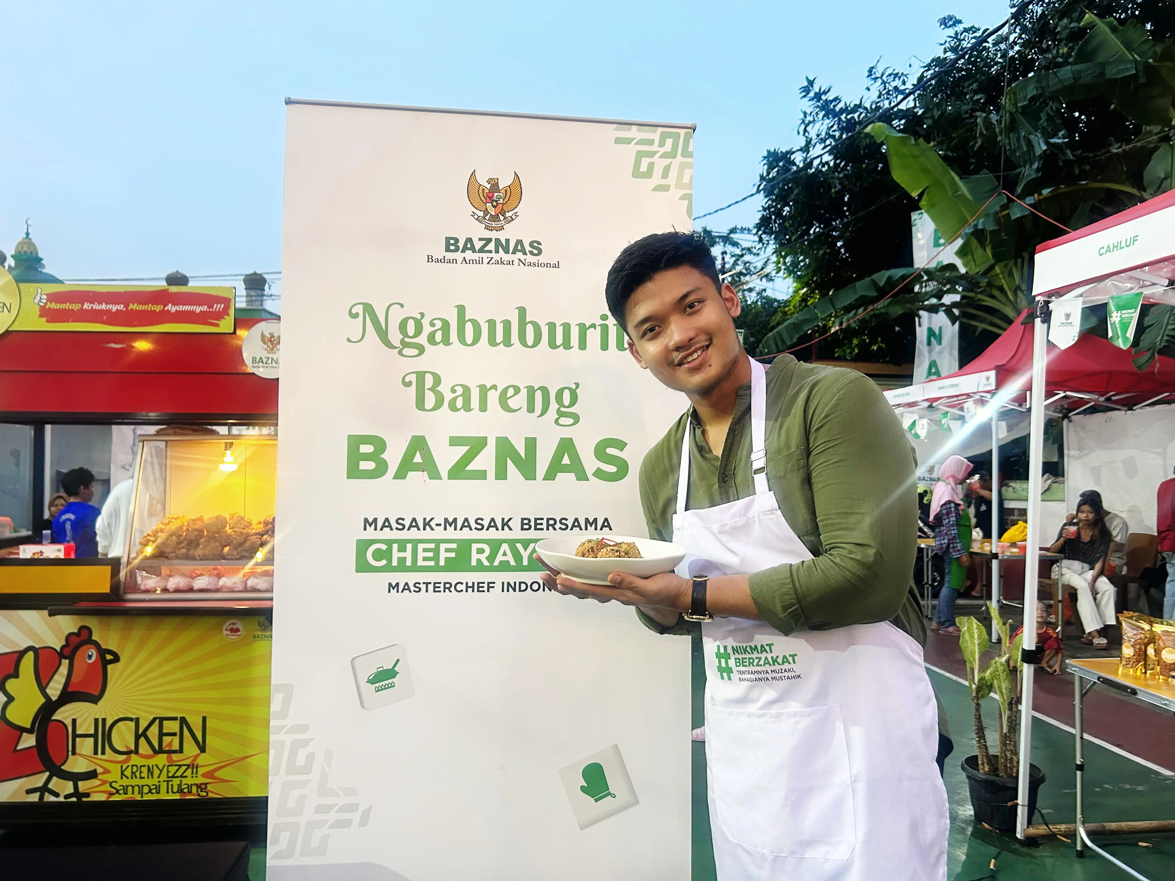 Ngabuburit Seru! Chef Rayhan Masak Kroket Kuah Opor di acara BAZNAS