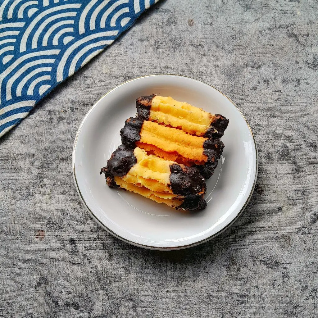 Sweet Cheesy Choco Cookies