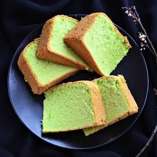 Bolu Pandan