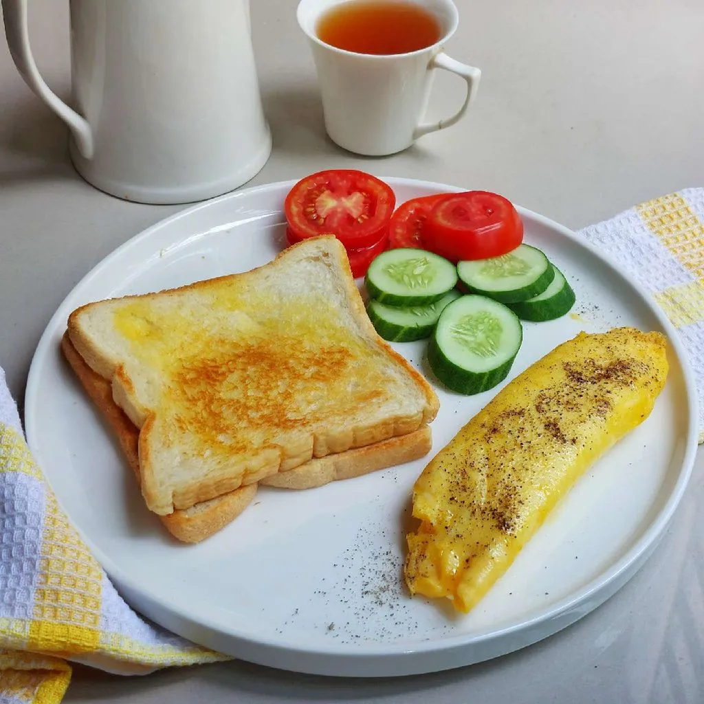 French Cheese Omelet