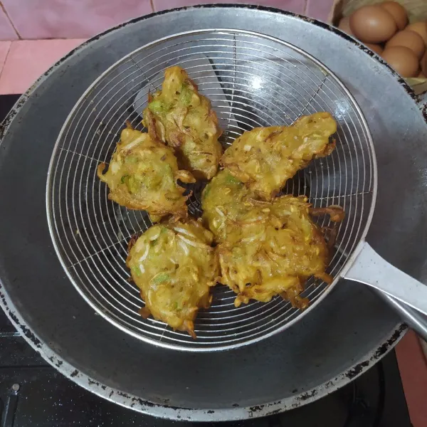 Goreng hingga matang.