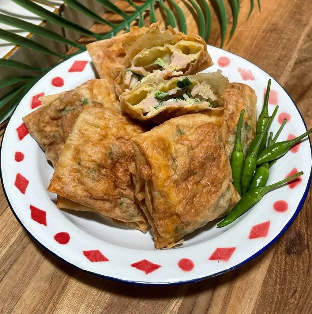 Martabak Telur Sosis Kulit Lumpia