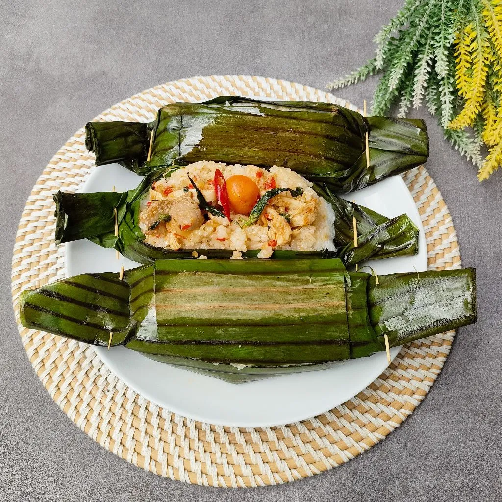 Nasi bakar ayam suwir