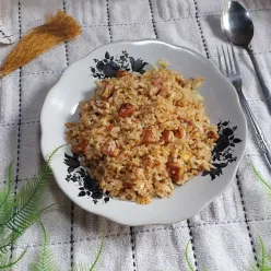 Nasi Goreng Sosis Bawang Bombai