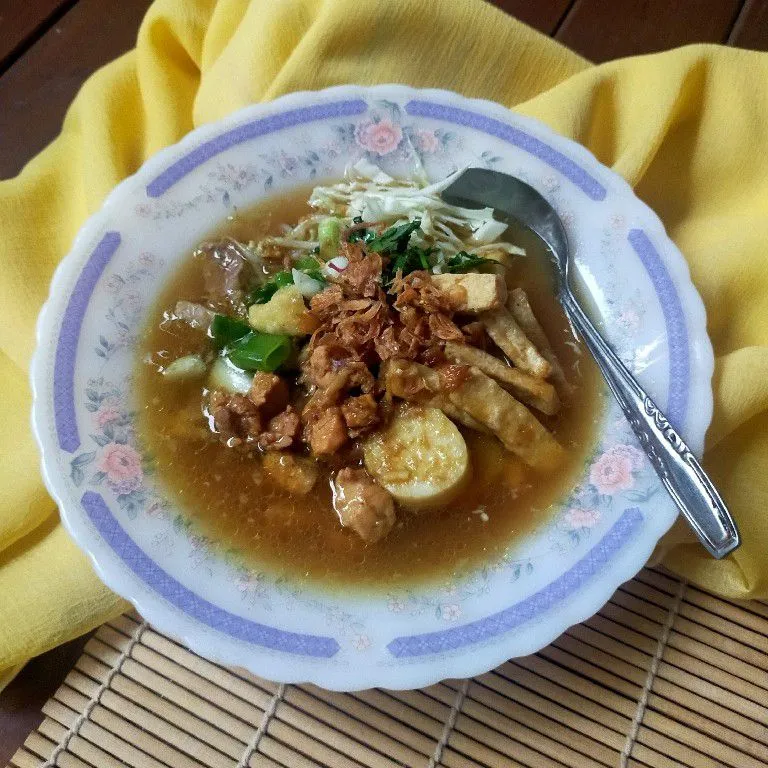 Lontong Krubyuk khas Jepara