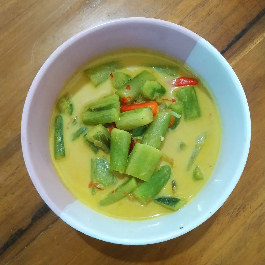 Sayur Gule Lompong