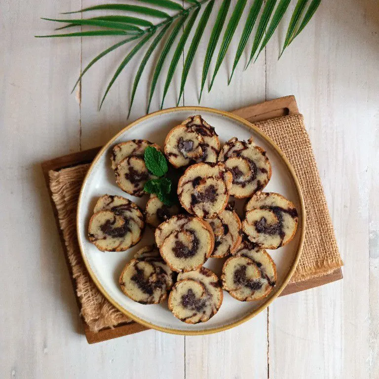 Bolu Gulung Pisang Coklat Keju