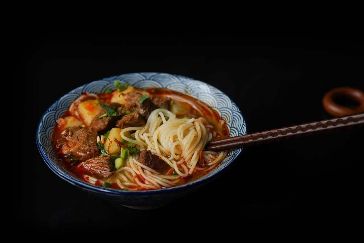 8 Resep Mie Kuah Pedas, Nagih dan Mudah Dibuat